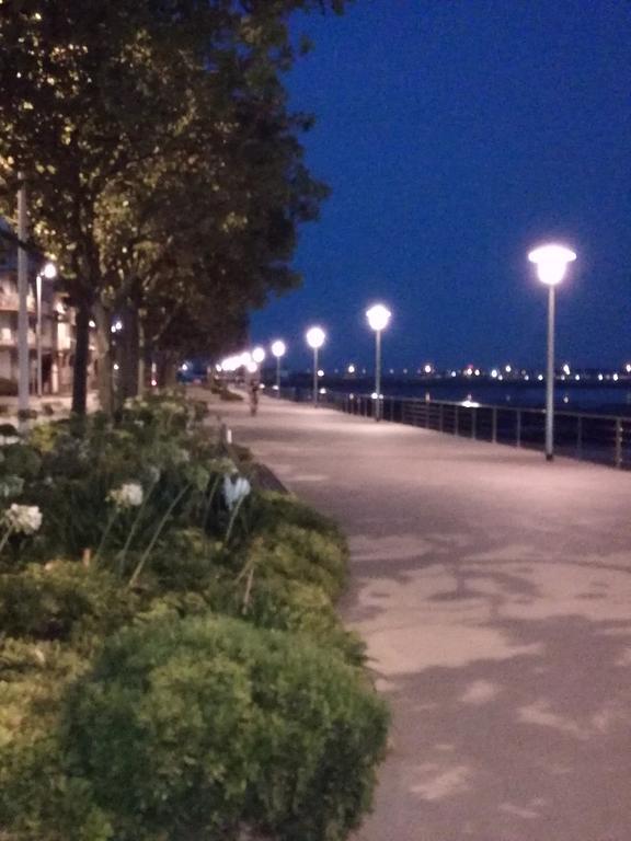 gite de ville Saint-Nazaire  Extérieur photo